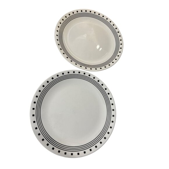 2 Corelle Vitrelle City Block White Dinner Plates Black Geometric Pattern 10.25" - Picture 1 of 4